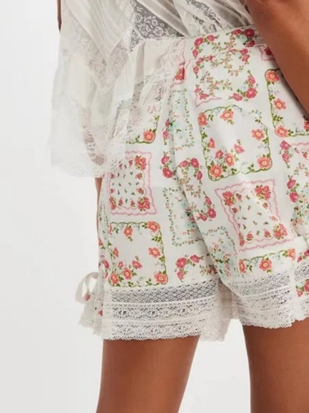 Free People White Floral High-Waist Lace Trim Shorts - Picture 2 of 9